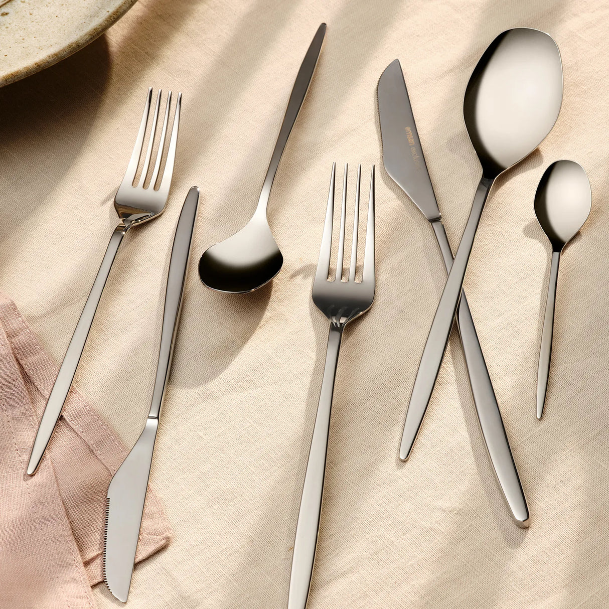 Emsan Alisa 84-Piece Cutlery Set for 12 People – Boxed