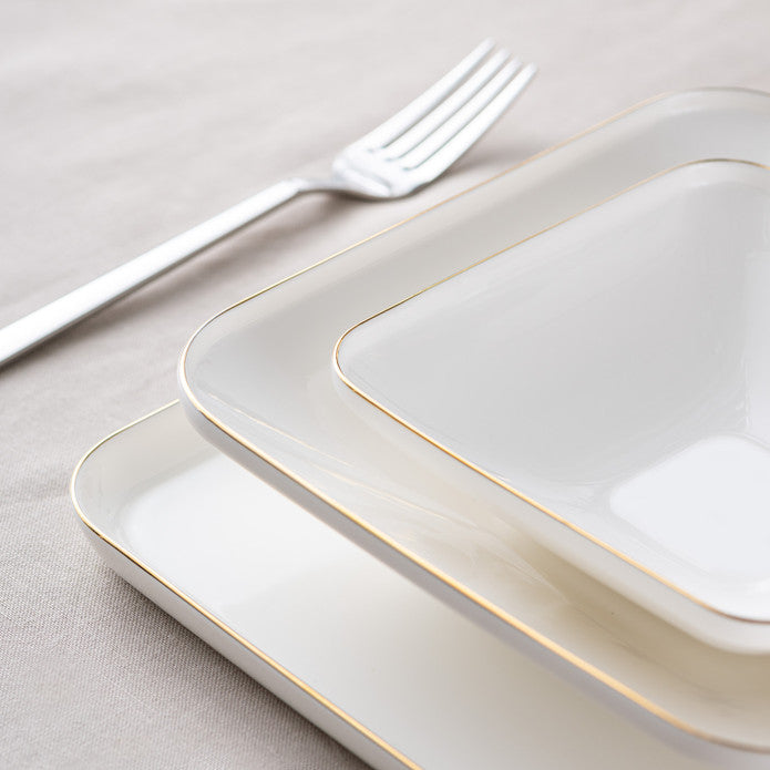 Istanbul Porselen Nadide 18 Piece 6 Person Square Dinner Set Gold