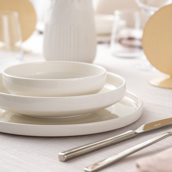 Istanbul Porcelain Akis 18 Piece Dinner Set for 6 People