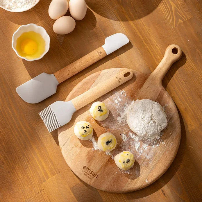 Emsan Soft Silicone Brush and Spatula Set - Emsan Jordan