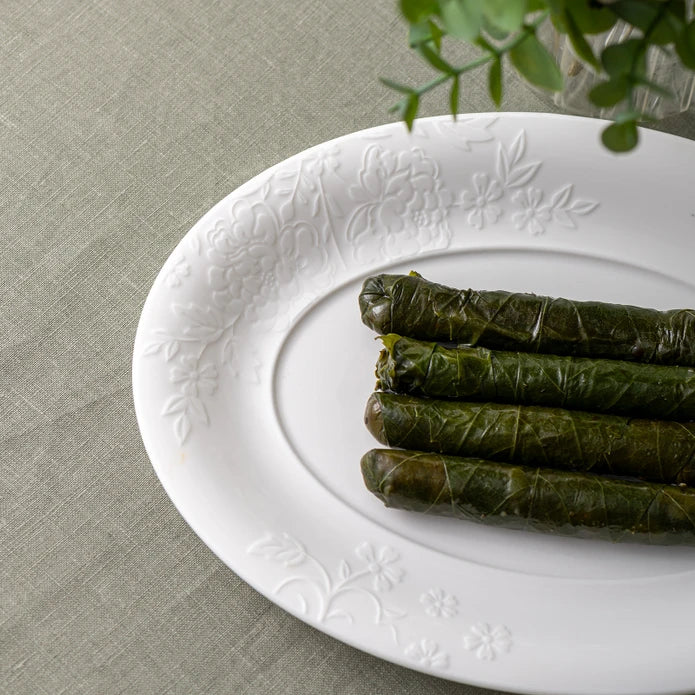 Istanbul Porcelain Magnolia Canoe Plate 25 cm