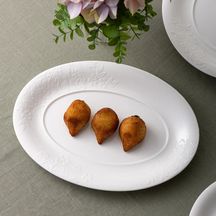 Istanbul Porcelain Magnolia Canoe Plate 30 cm