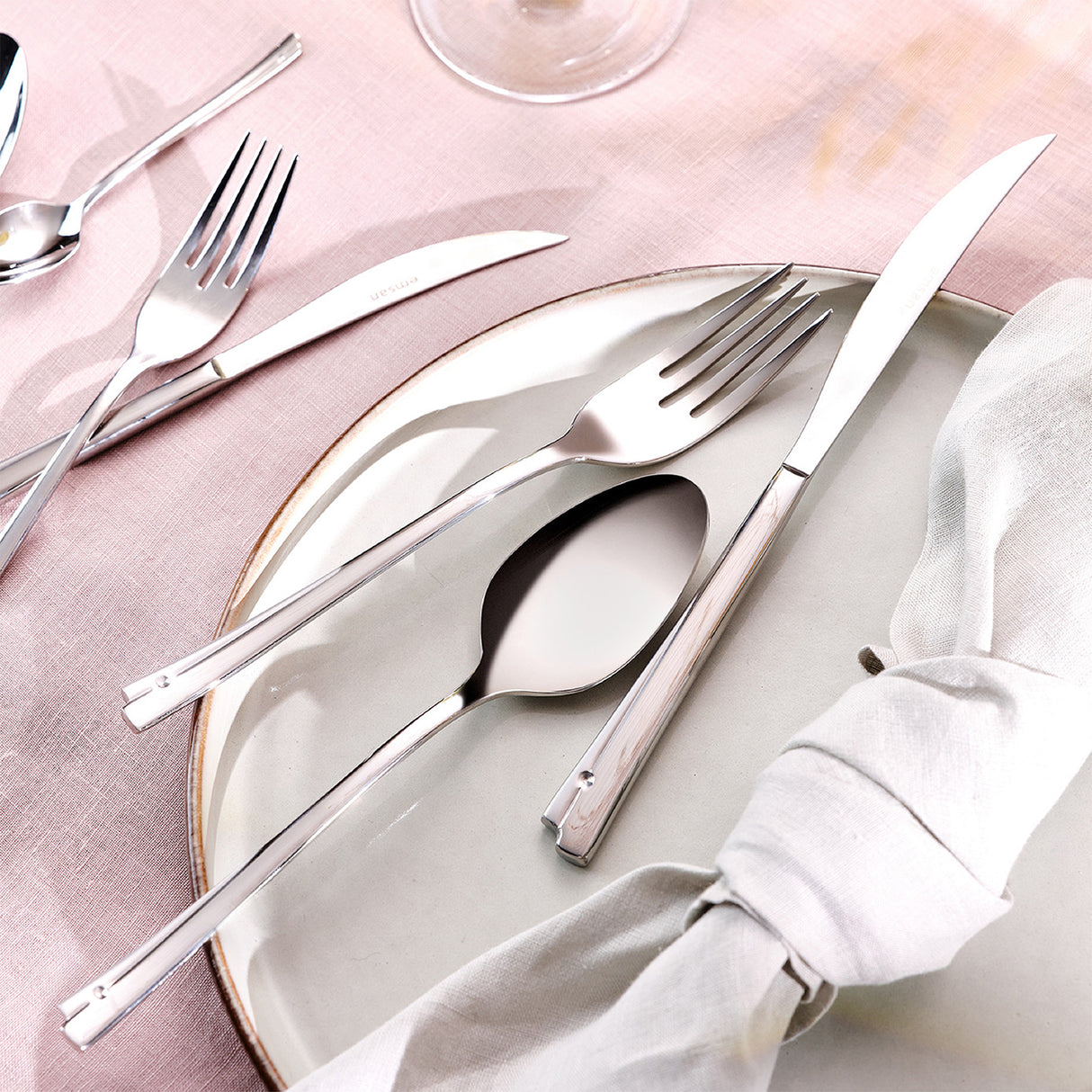 Emsan Accura 84-Piece 12-Person Fork, Spoon, and Knife Set