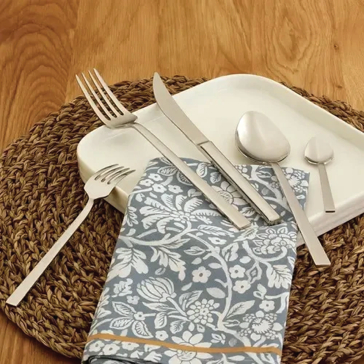 Emsan Talia 60-Piece 12-Person Boxed Fork, Spoon, and Knife Set