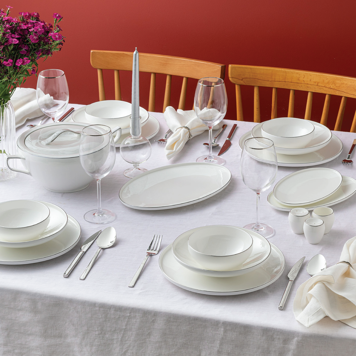 Emsan Fine Bone Freya 60-Piece 12-Person Round Dinner Set Platinum