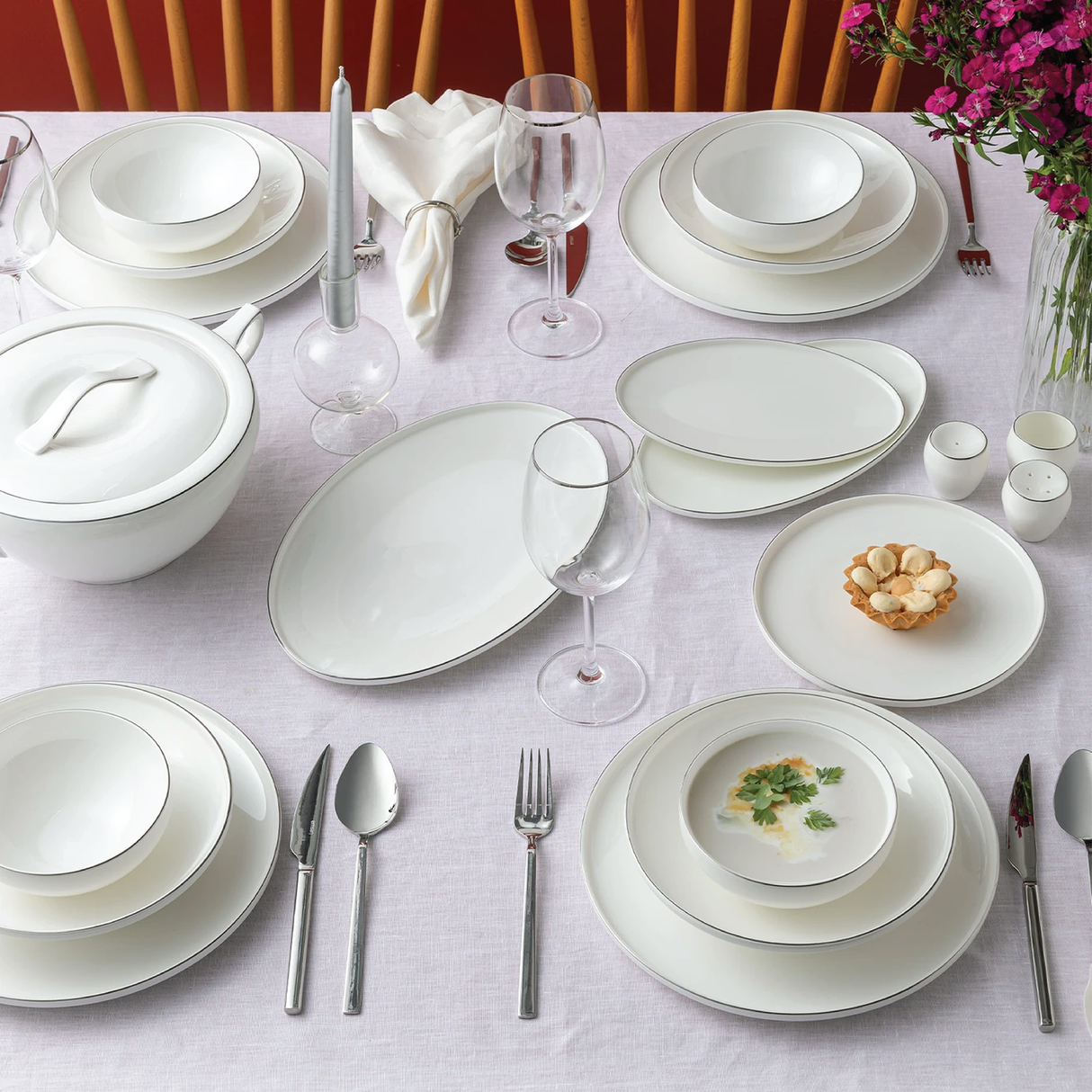 Emsan Fine Bone Freya 60-Piece 12-Person Round Dinner Set Platinum