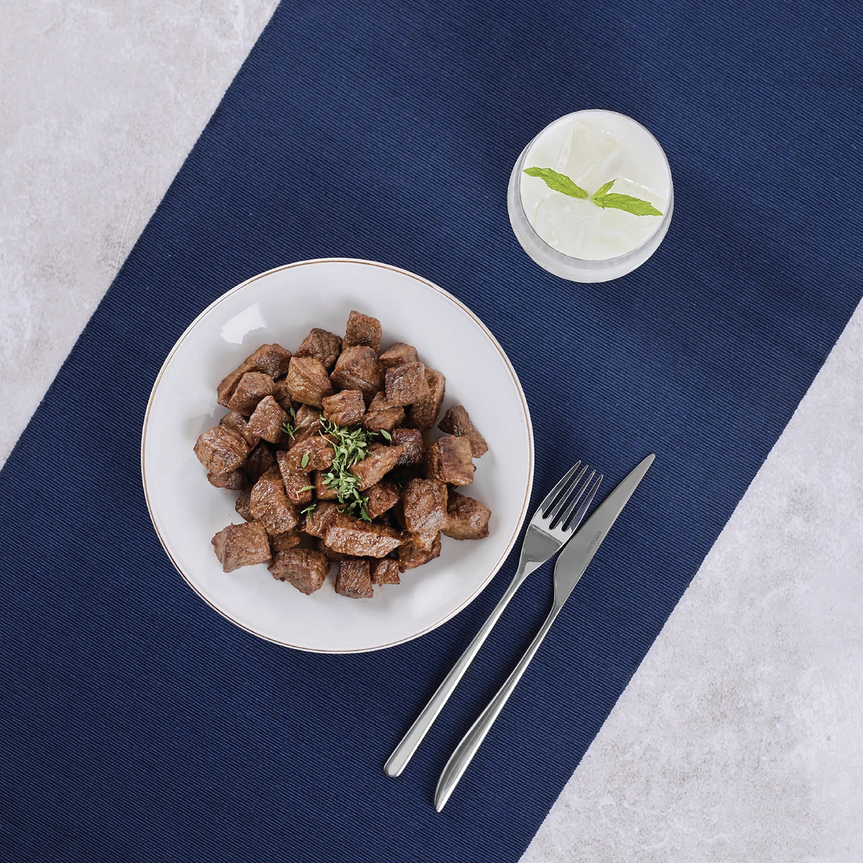 Emsan Freya Fine Bone 60-Piece 12-Person Round Dinner Set Gold