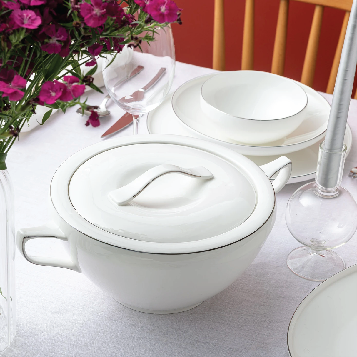 Emsan Fine Bone Freya 60-Piece 12-Person Round Dinner Set Platinum