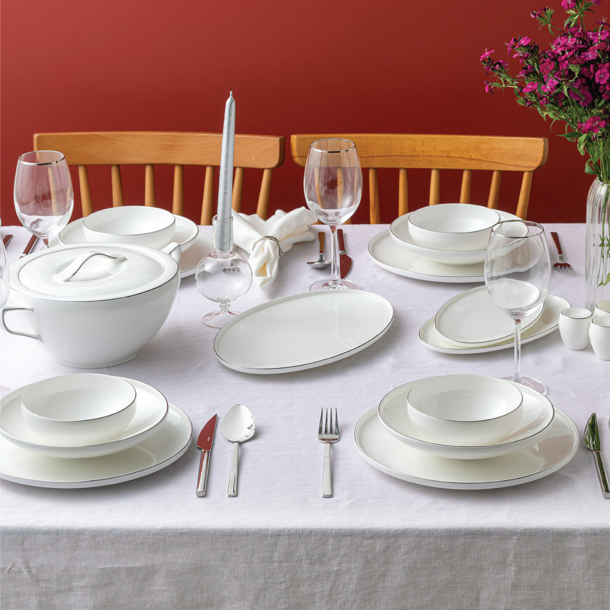 Emsan Fine Bone Freya 60-Piece 12-Person Round Dinner Set Platinum