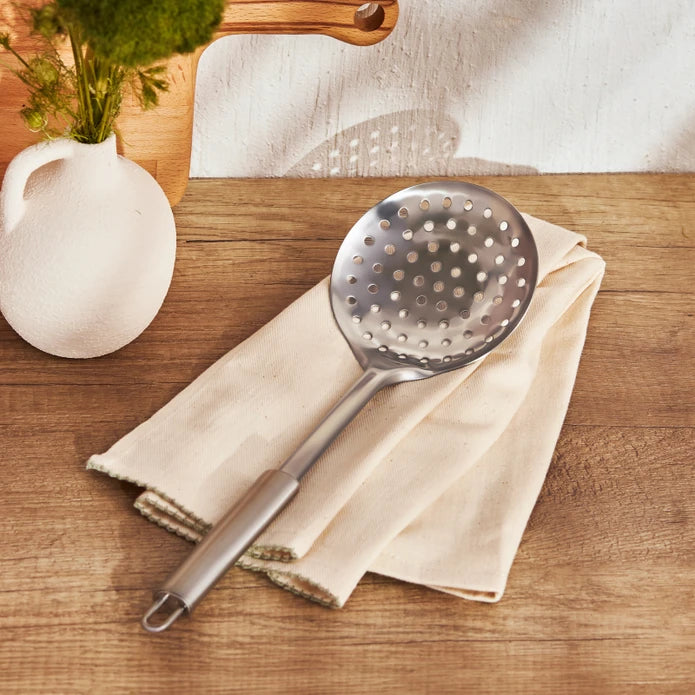 MODERN COLANDER SPOON