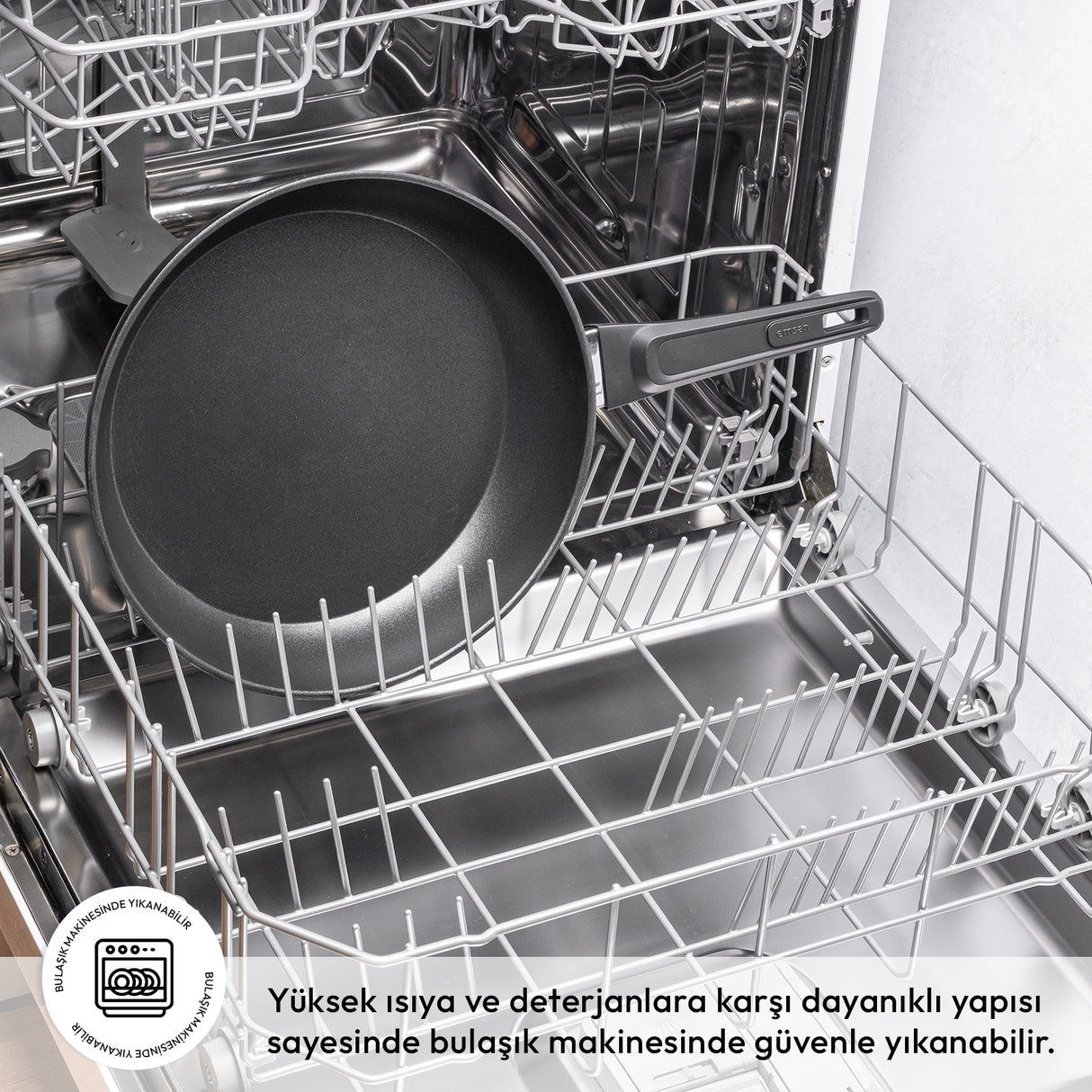 Emsan Diamente Pan 26 Cm, Black